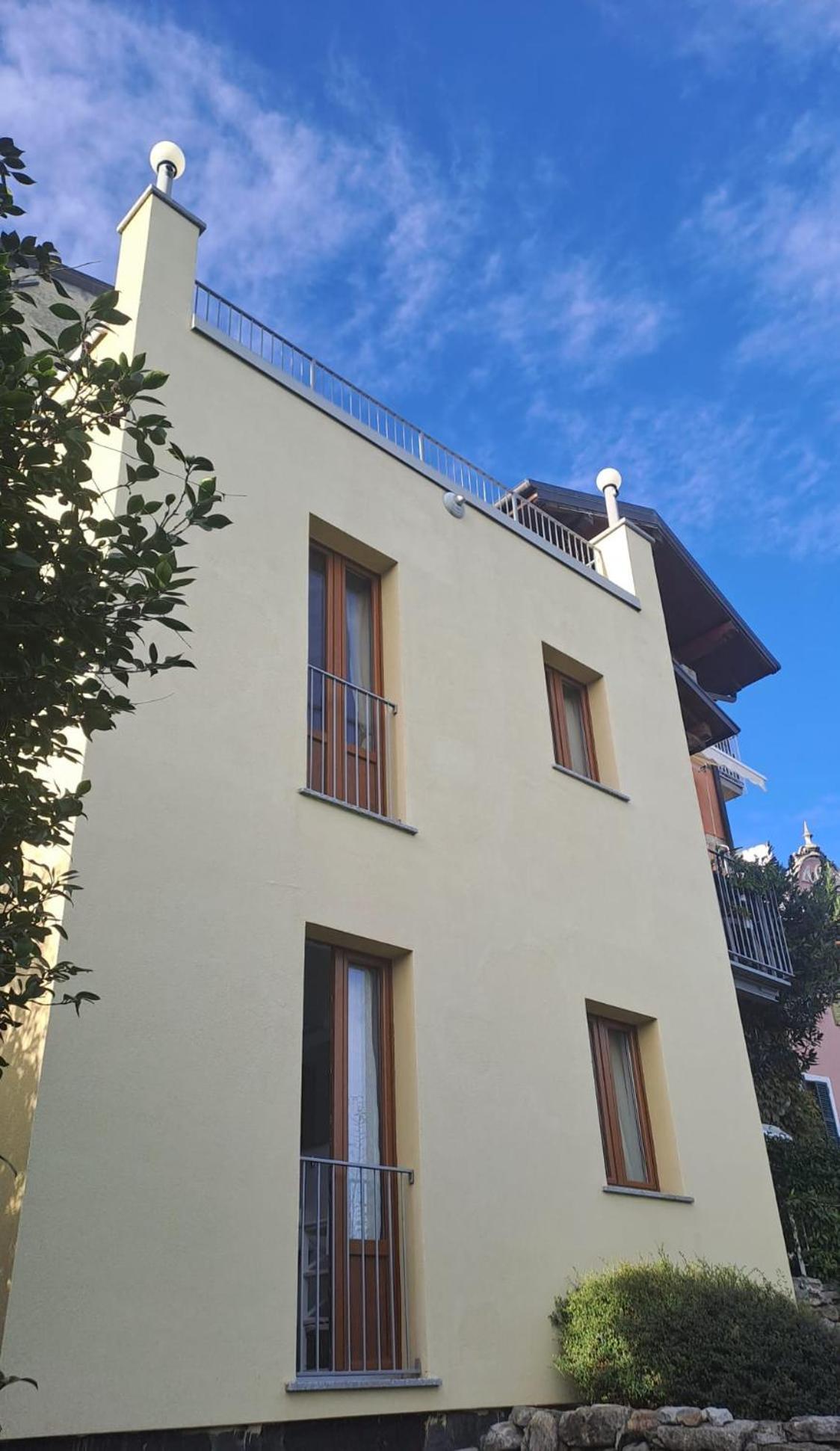 Ferienwohnung Residenza Le Camelie Oggebio Exterior foto