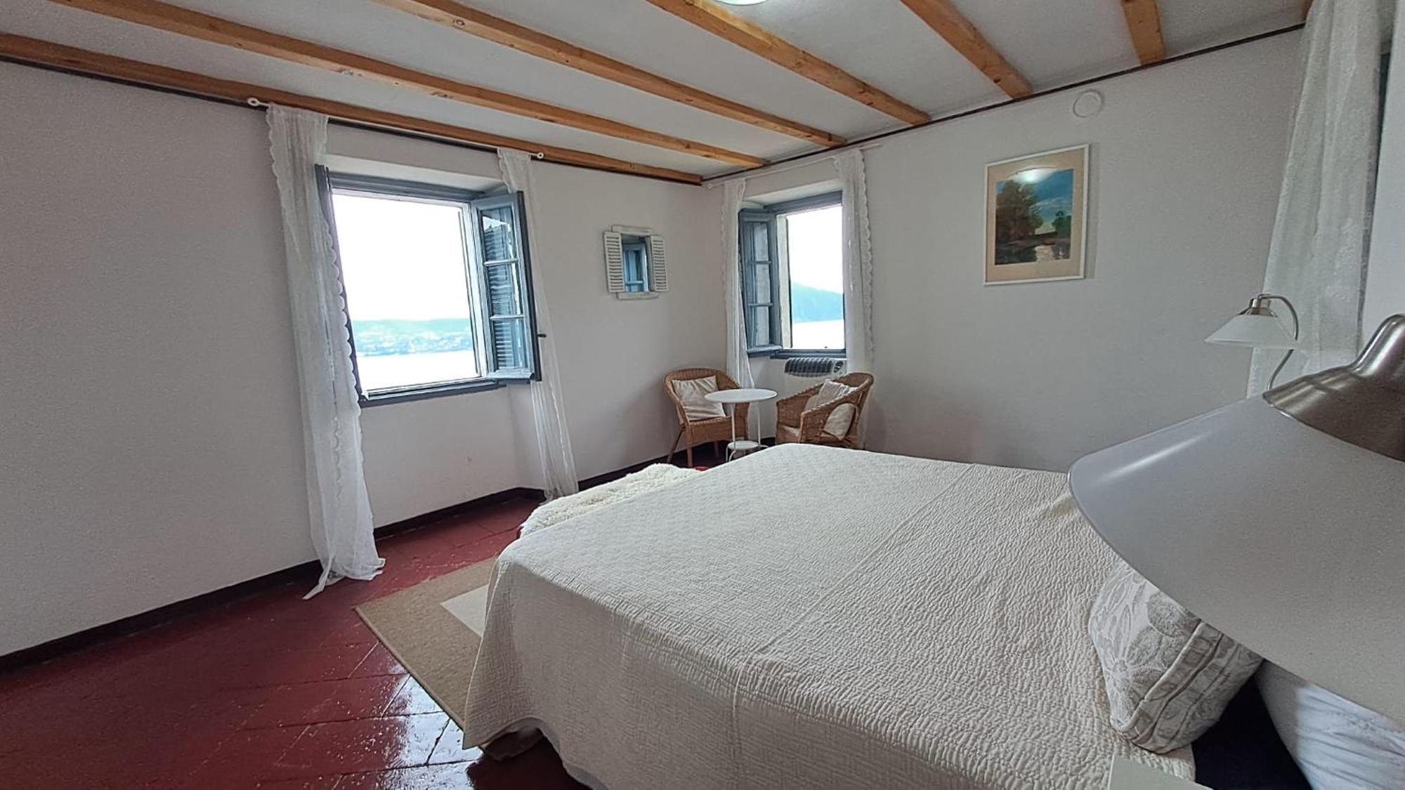 Ferienwohnung Residenza Le Camelie Oggebio Exterior foto